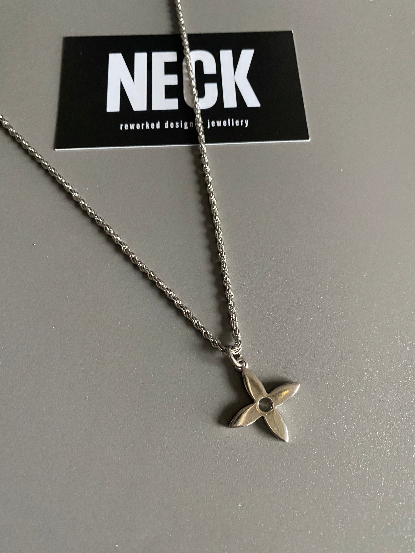 Authentic LOUIS VUITTON vintage silver flower pendant reworked necklace