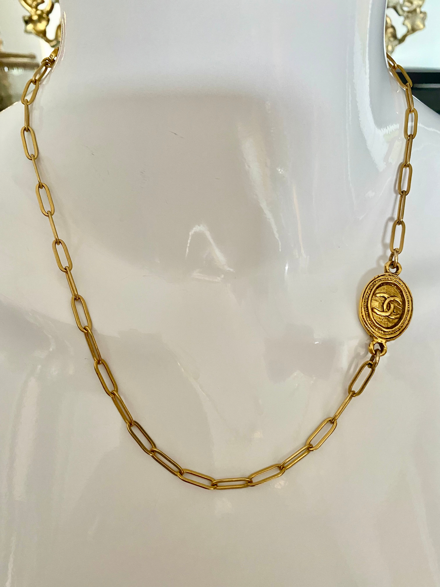 Authentic CHANEL pendant reworked necklace - 21 inches