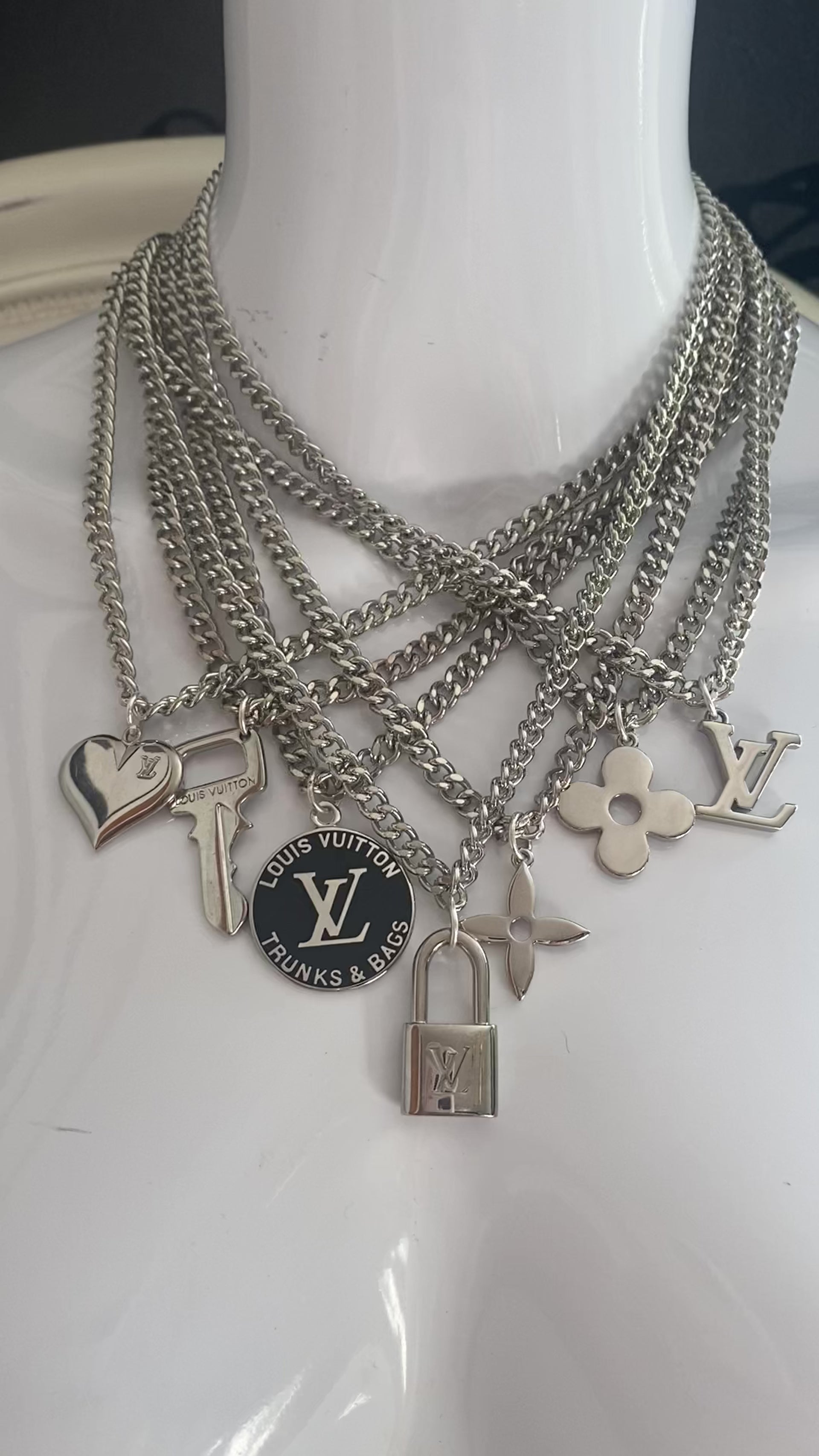 Louis Vuitton, Jewelry, Rare Silver Louis Vuitton Lock And 2 Keys  Unbranded Stainless Steel Mesh Chain