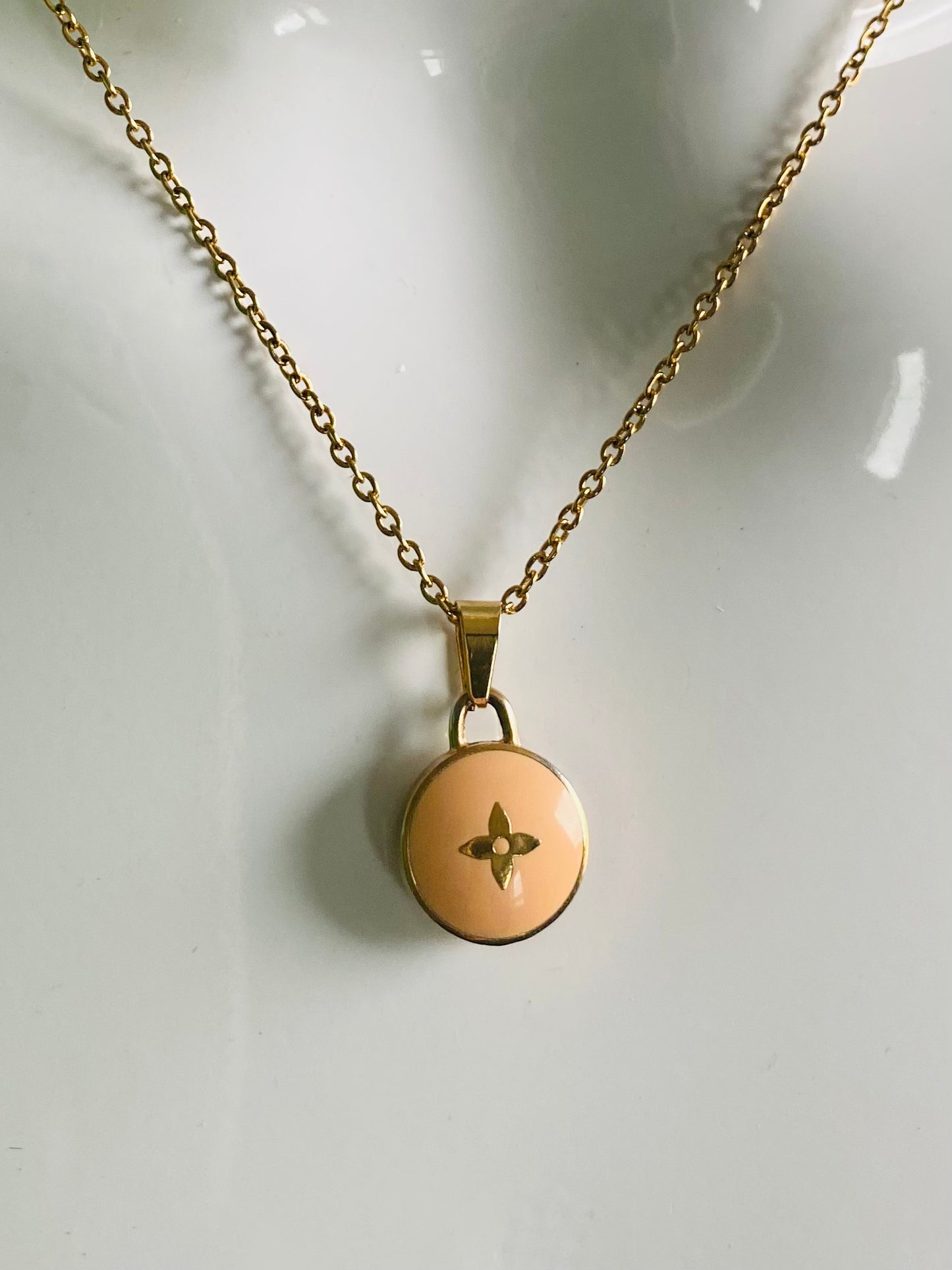 Authentic LOUIS VUITTON Pink Pastilles pendant reworked necklace