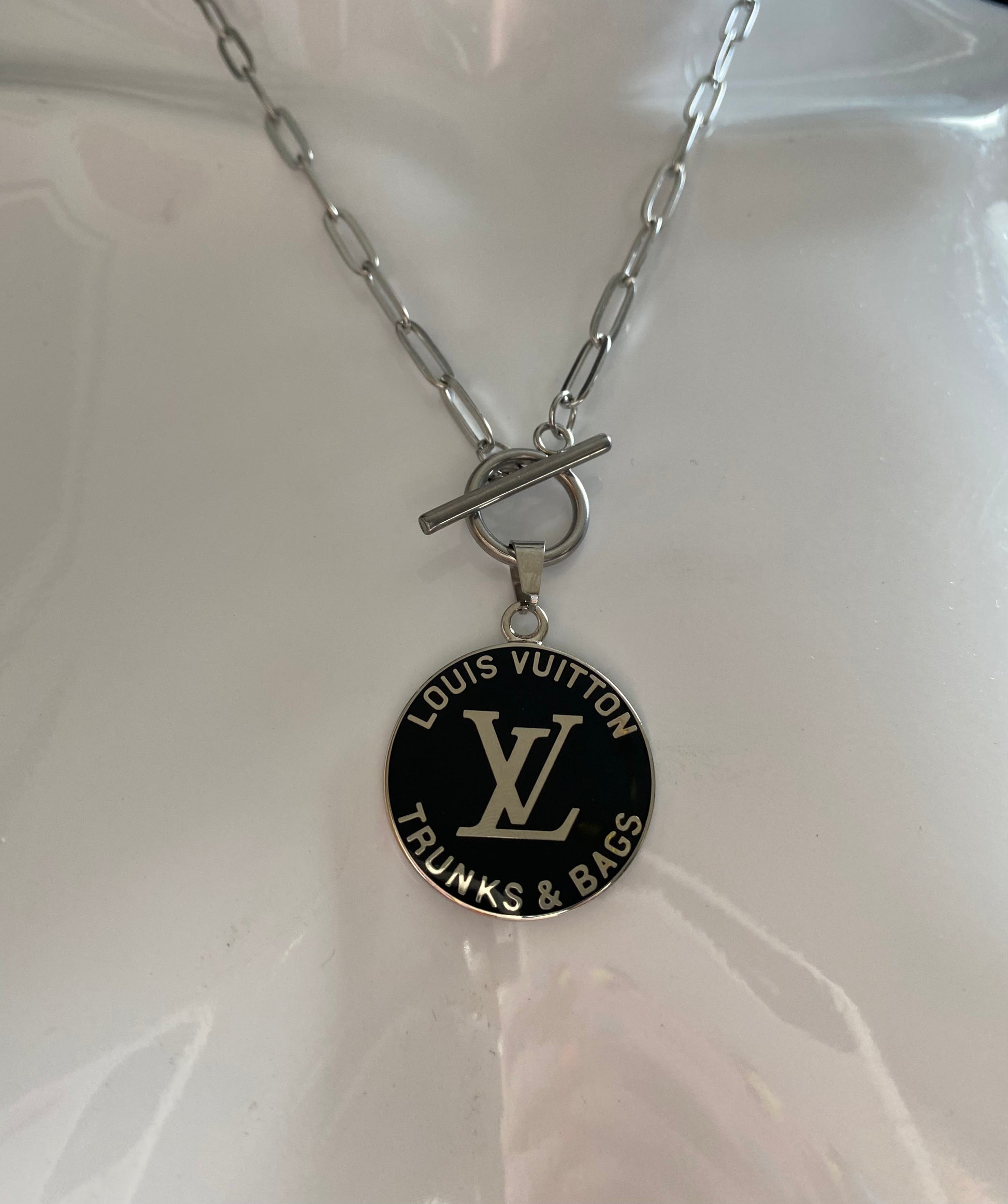 Silver louis sales vuitton necklace